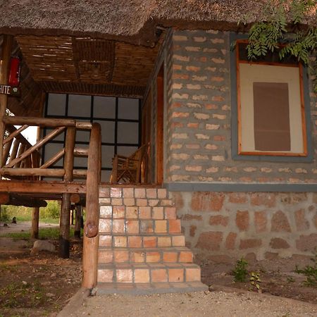 Irungu Forest Safari Lodge Katunguru المظهر الخارجي الصورة