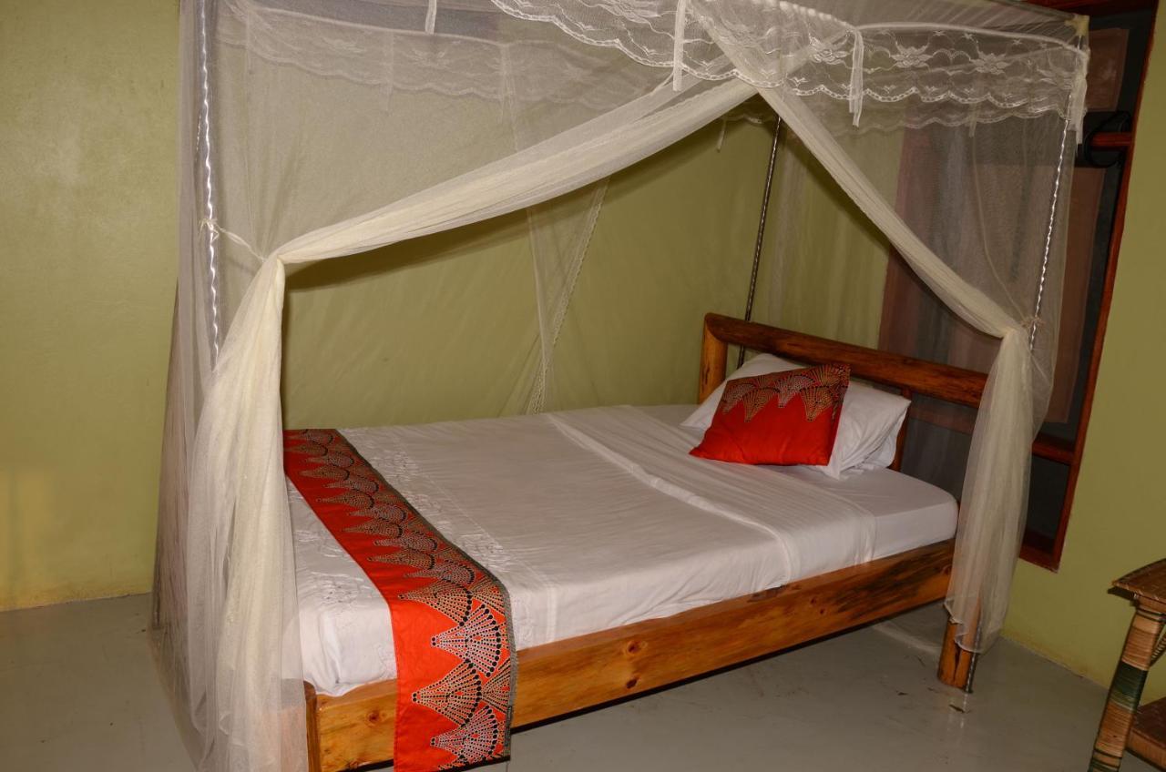 Irungu Forest Safari Lodge Katunguru المظهر الخارجي الصورة