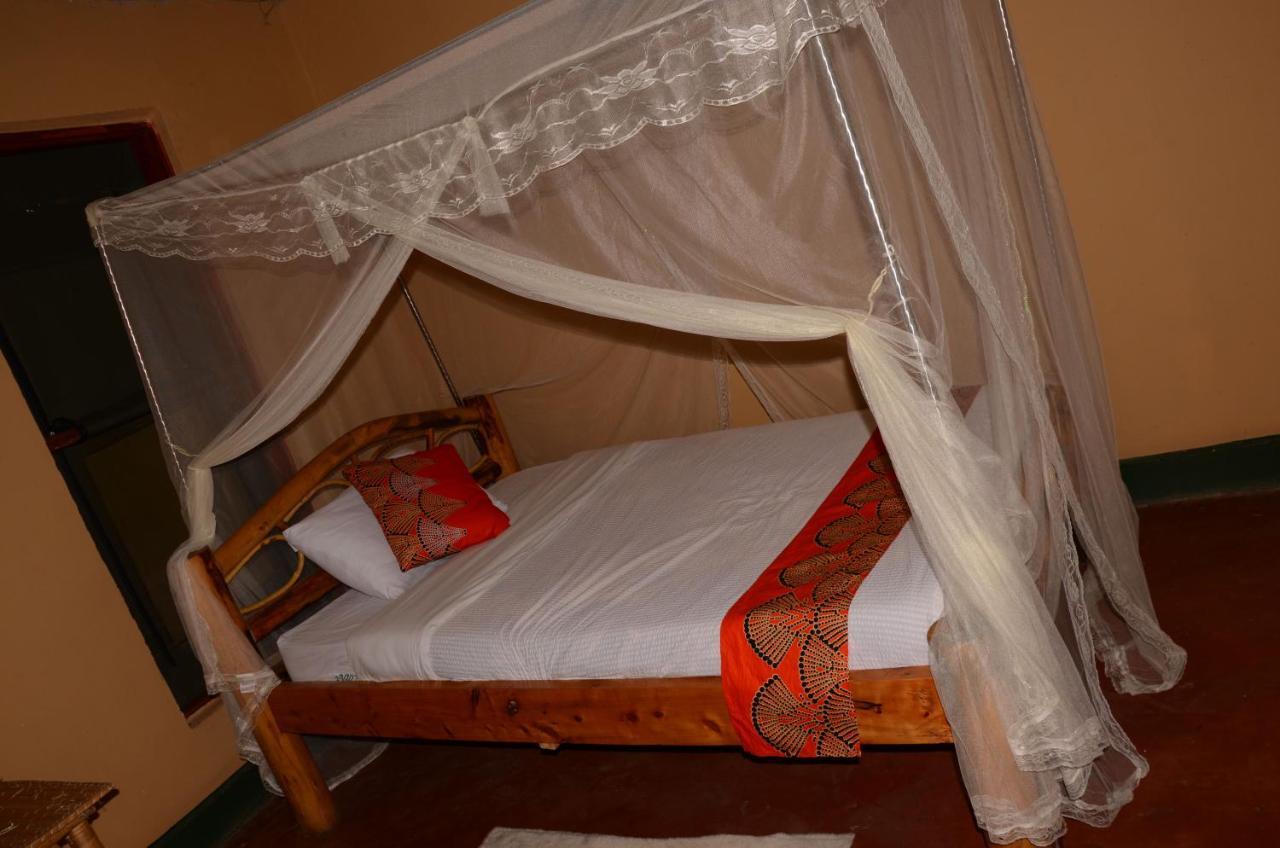 Irungu Forest Safari Lodge Katunguru المظهر الخارجي الصورة