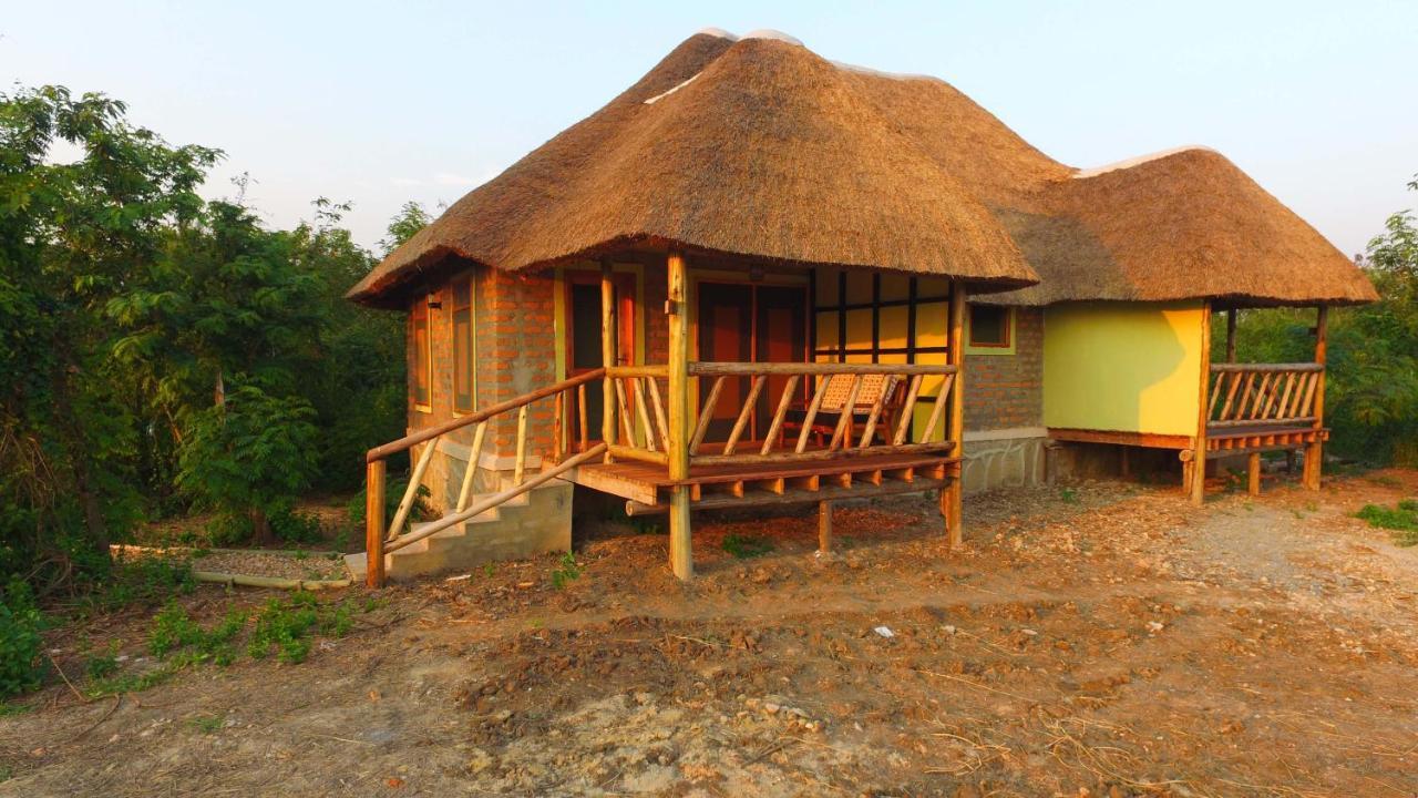 Irungu Forest Safari Lodge Katunguru المظهر الخارجي الصورة