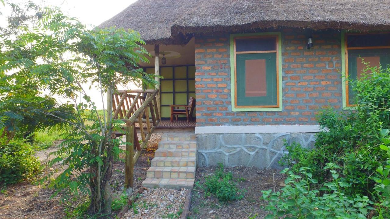 Irungu Forest Safari Lodge Katunguru المظهر الخارجي الصورة